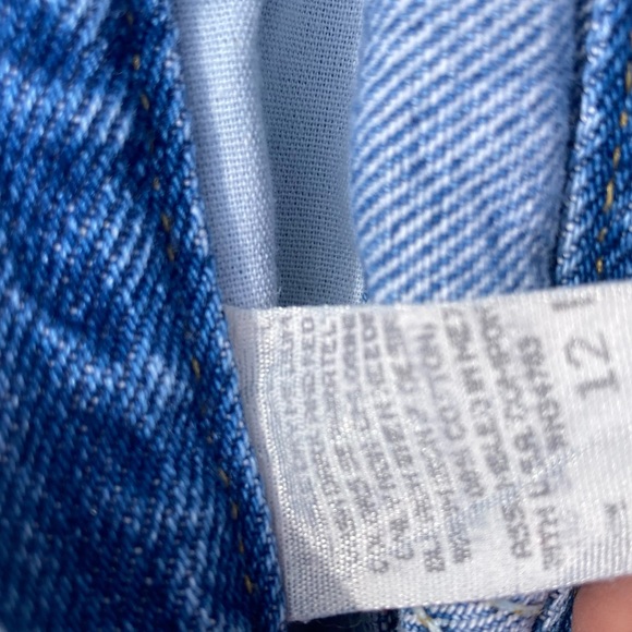 90’s Vintage High Waisted Mom Jeans Size 12 - Picture 6 of 8